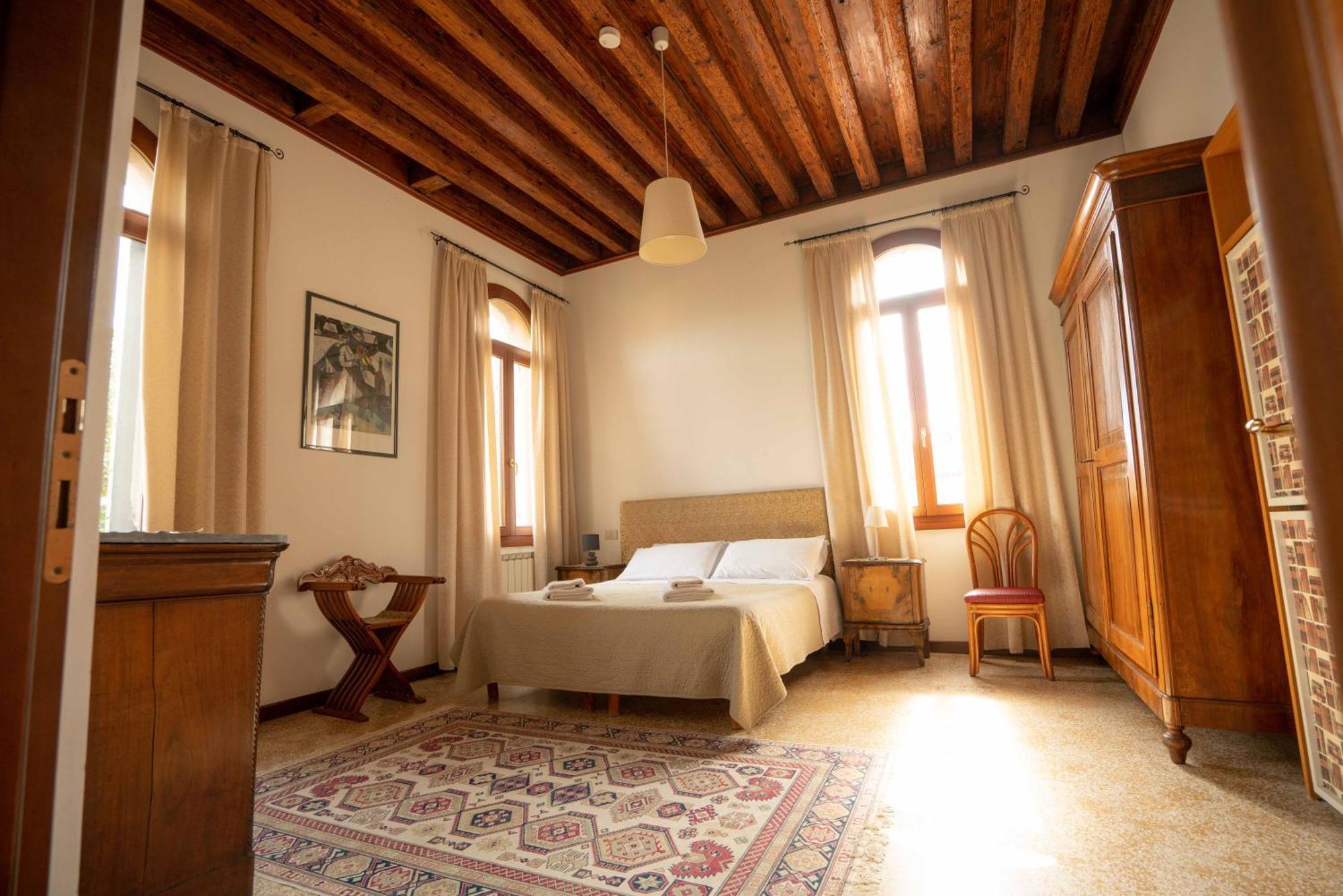 San Trovaso Apartamento