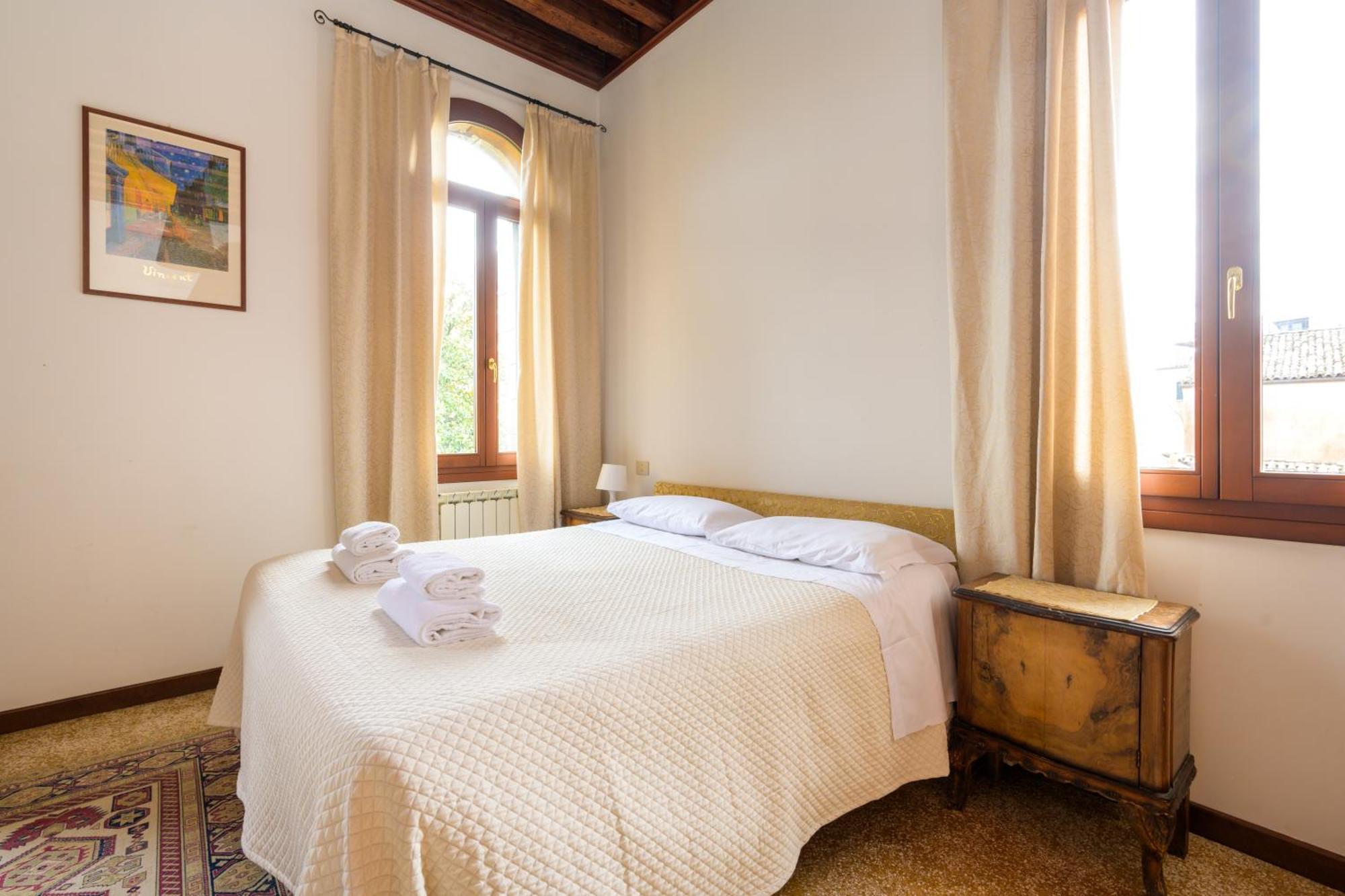 San Trovaso Apartamento *